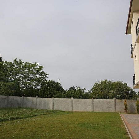 Villa Mariana Batumi Exterior photo