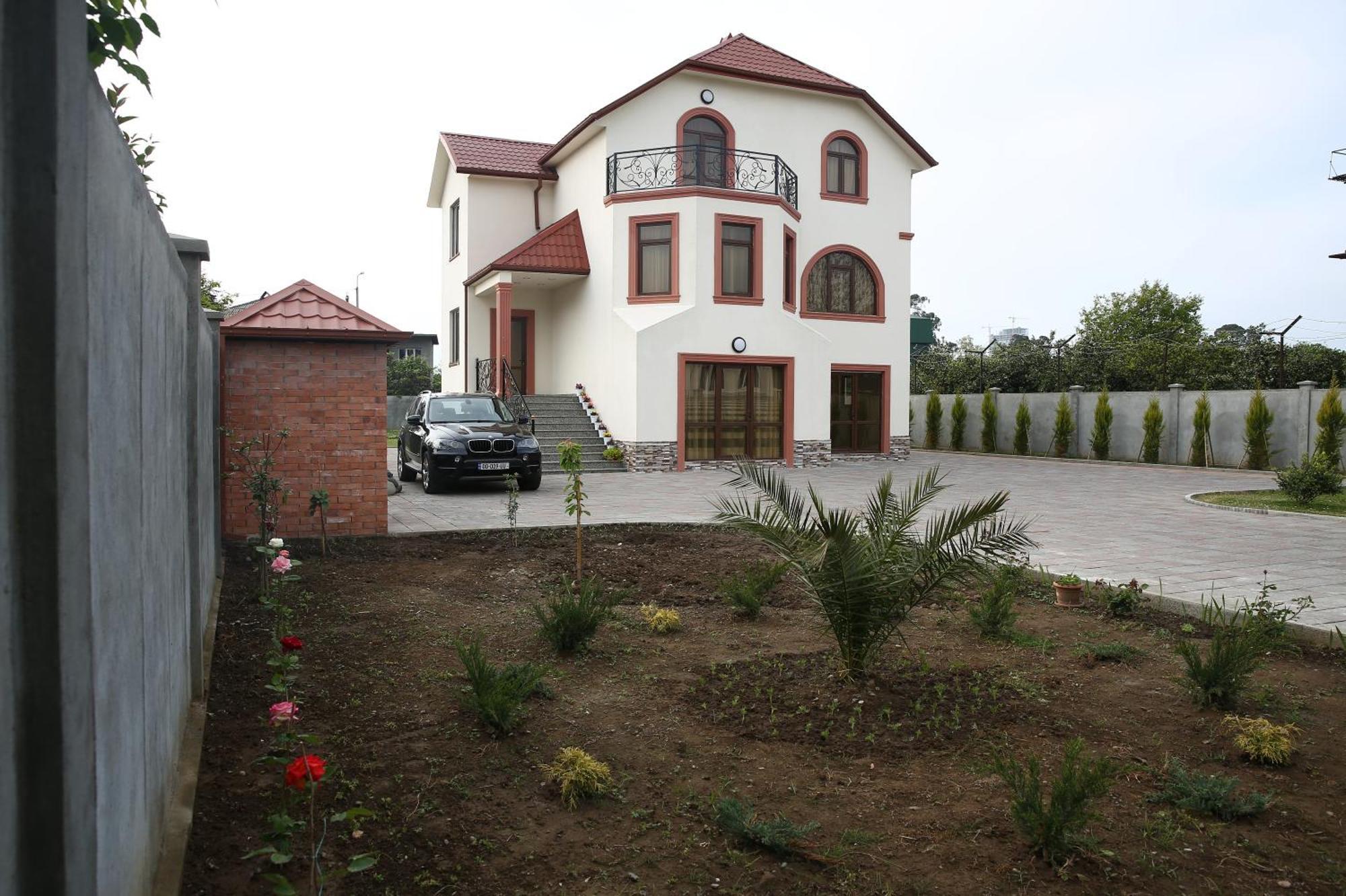 Villa Mariana Batumi Exterior photo